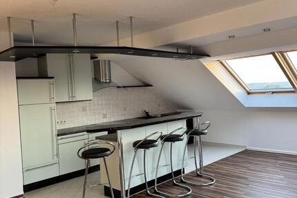 Wohnung Reichenbach im Vogtland - 3 Zimmer, 68 m&sup2;, 430&euro; | Angebot:25432225