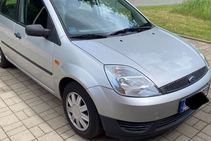 Ford Fiesta 104.000 km 1.990 &euro; Gößweinstein 91327