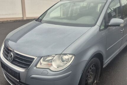 VW Touran 268.000 km 1.990 &euro; Boppard 56154