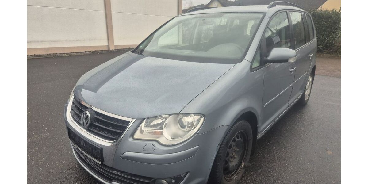 VW Touran 268.000 km 1.990 &euro; Boppard 56154