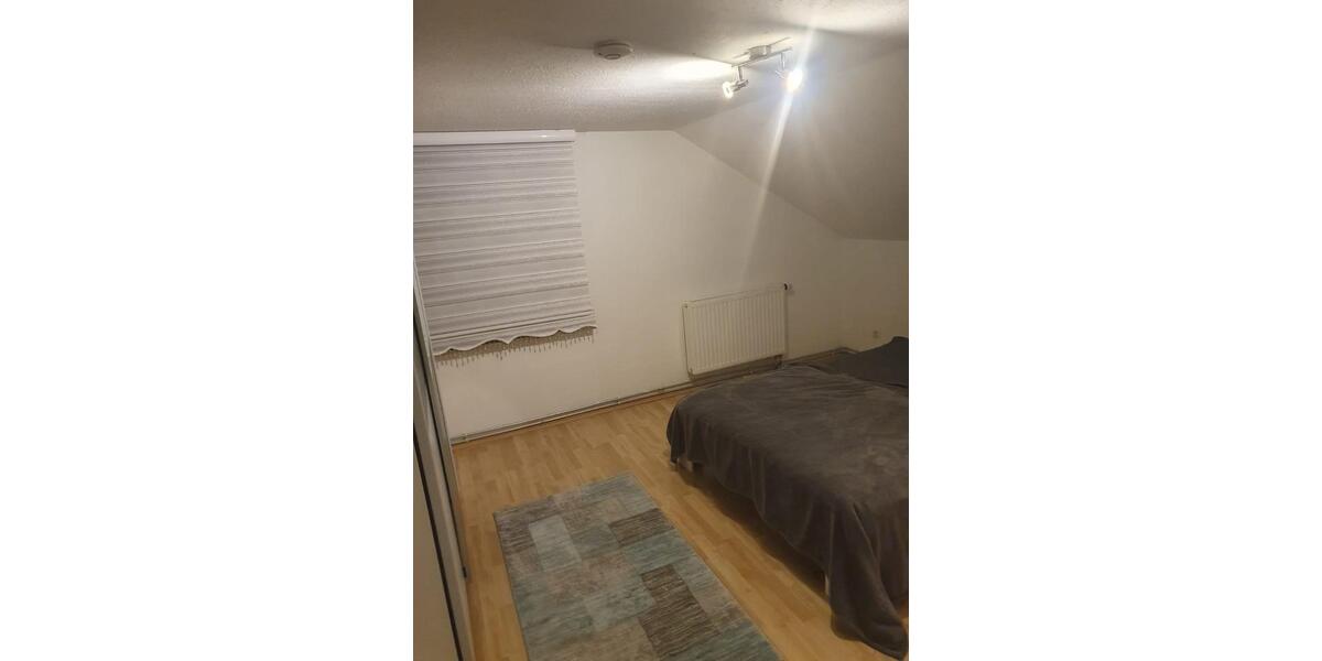 Dachgeschoßwohnung Donaueschingen - 4 Zimmer, 69 m&sup2;, 162.500&euro; | Angebot:25589393