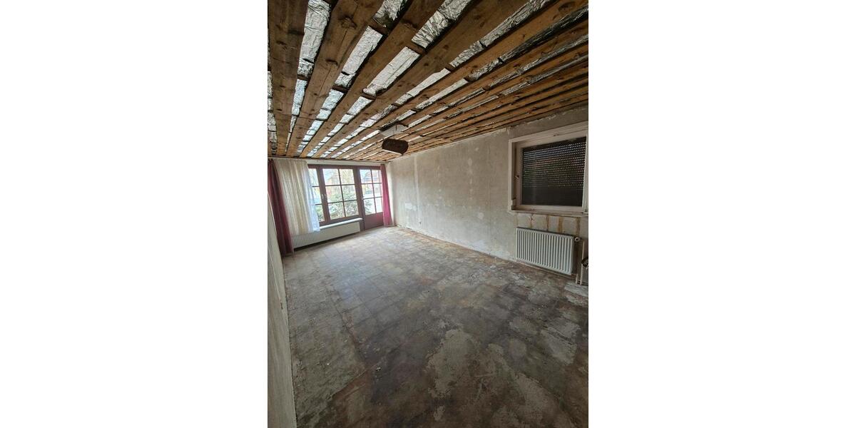 Einfamilienhaus Wittingen Knesebeck - 8 Zimmer, 250 m&sup2;, 135.000&euro; | Angebot:26532558