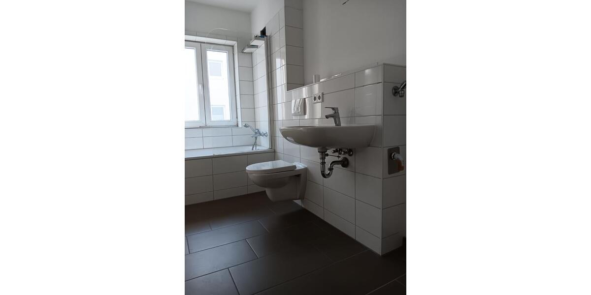 Schicke 3 Zimmer Wohnung mit WanneTageslichtbadWohnküche und großer Terrasse! #Seume39 3 zimmer