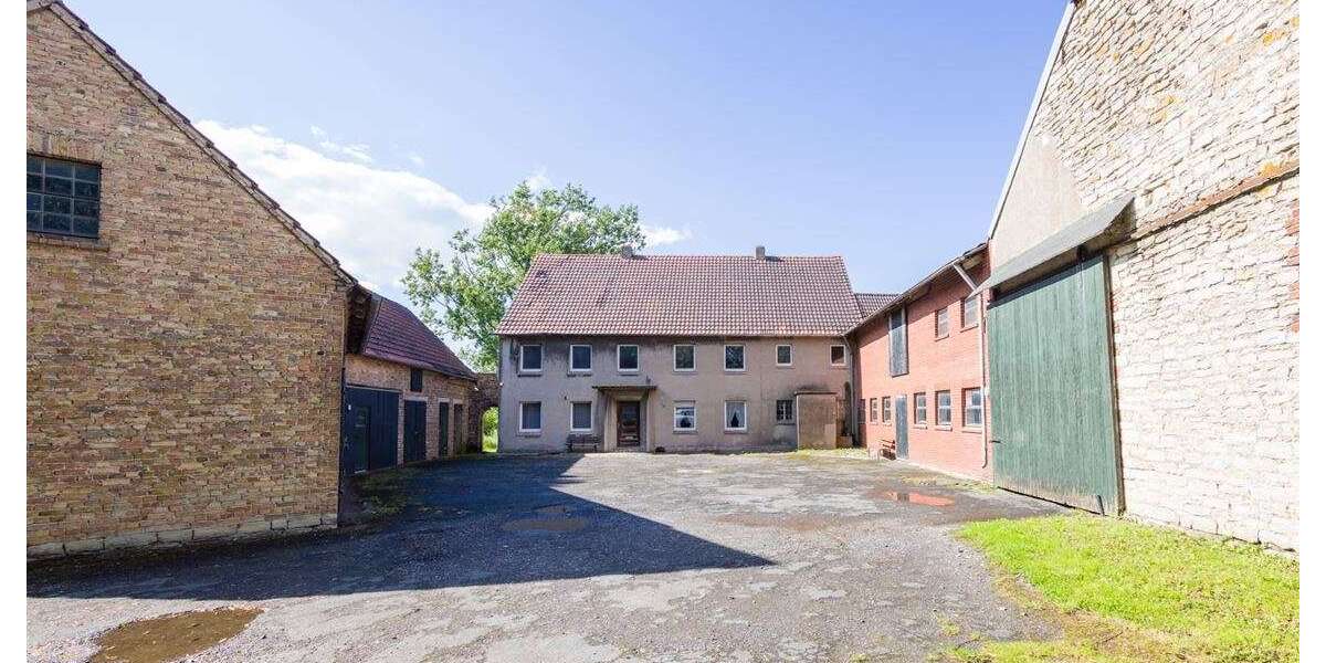 Einfamilienhaus Erwitte - 9 Zimmer, 270 m&sup2;, 450.000&euro; | Angebot:26919786