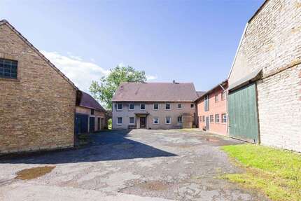 Haus Erwitte - 9 Zimmer, 270 m&sup2;, 450.000&euro; | Angebot:26919786