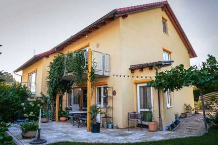 Haus zum Kaufen in Hergatz Schwarzenberg 679.800 € 160 m² 5 zimmer