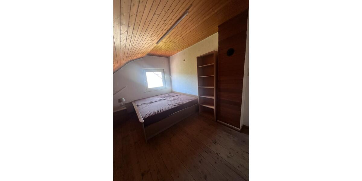 Dachgeschoßwohnung Wadgassen - 2 Zimmer, 60 m&sup2;, 390&euro; | Angebot:26382731