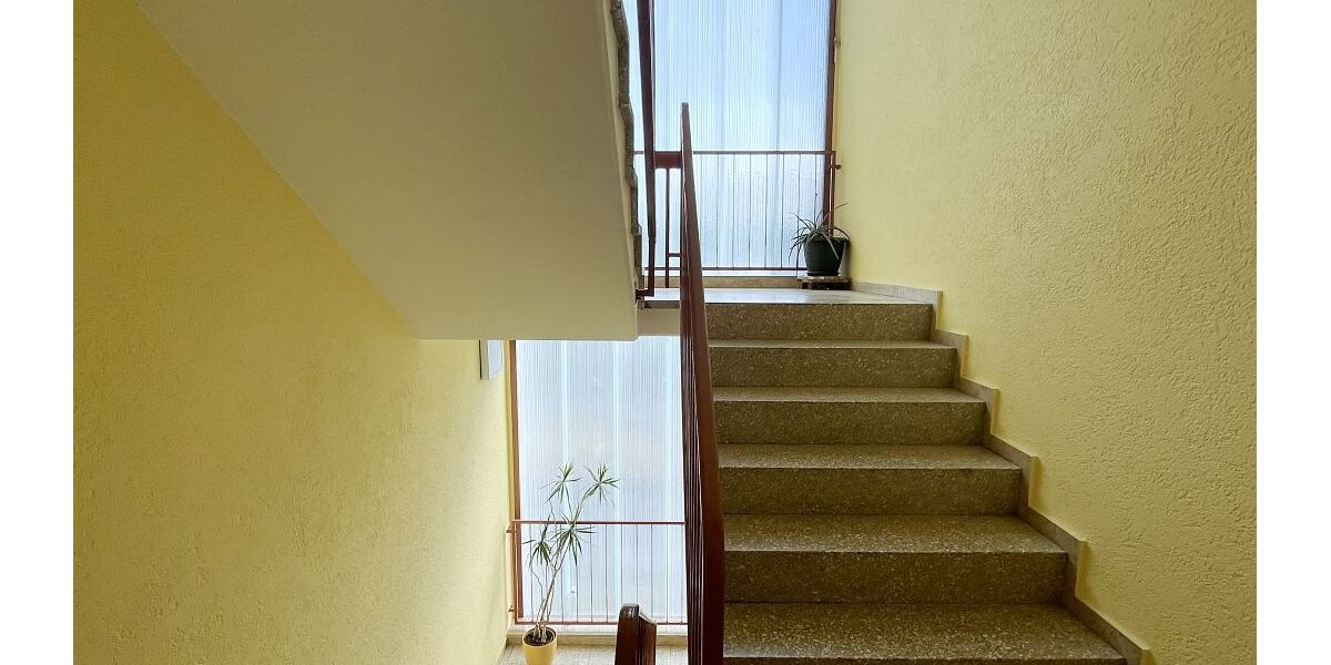 Attraktiver Kaufpreis! 3-Zimmer-Eigentumswohnung mit Balkon in Darmstadt-Kranichstein - Etagenwohnung Darmstadt-Kranichstein Darmstadt/Vororte | Angebot:27298234