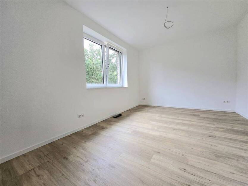 Wohnen am Wald mit Alsterlauf: Neubau - Haus in Kayhude