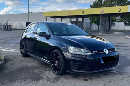 VW Golf