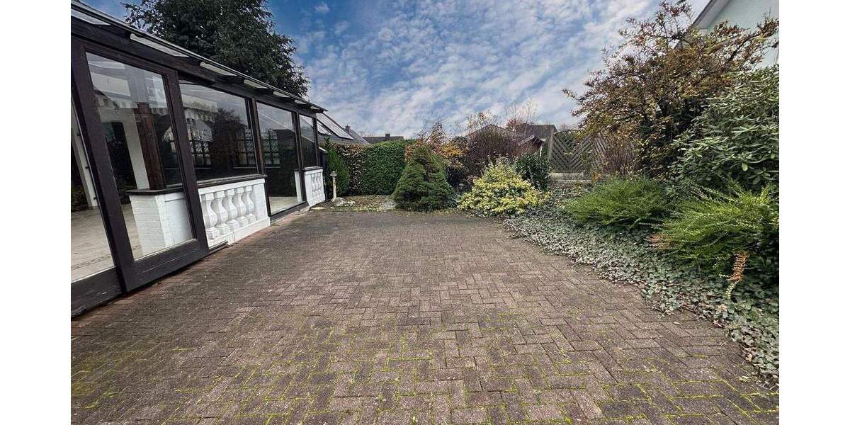 Einfamilienhaus Steinheim - 6 Zimmer, 262 m&sup2;, 299.000&euro; | Angebot:25821934