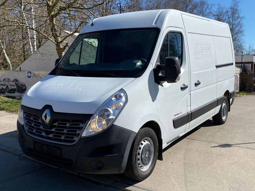 Renault Master 107.243 km 12.490 € Berlin 12681