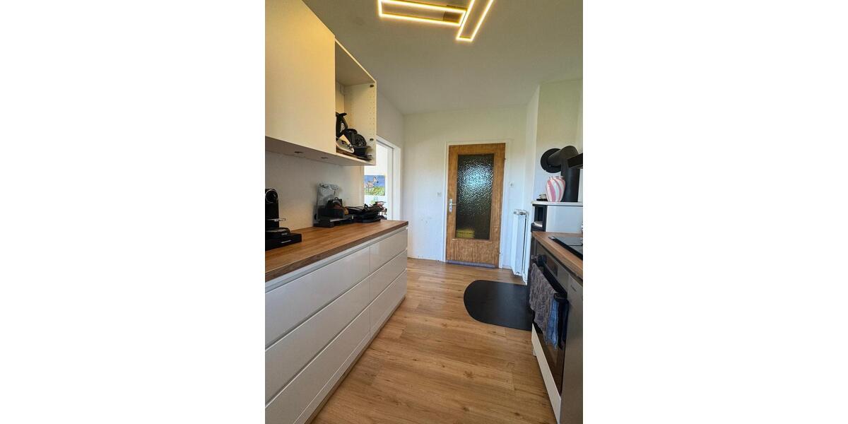 Etagenwohnung Schwalmstadt - 4 Zimmer, 105 m&sup2;, 1.000&euro; | Angebot:26373452