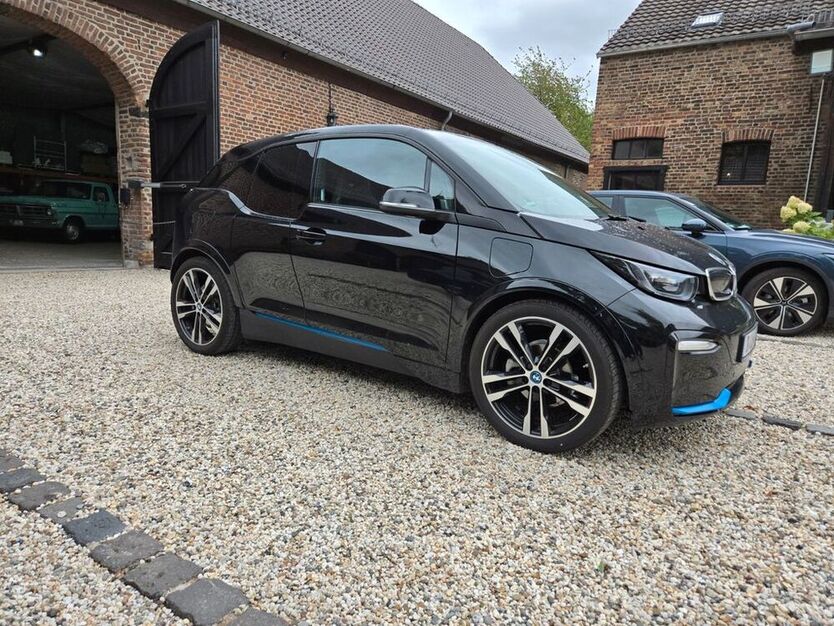 i3