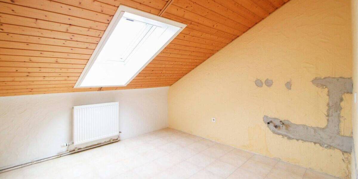 Reihenmittelhaus Stuttgart Steckfeld - 9 Zimmer, 208 m&sup2;, 765.000&euro; | Angebot:26319304
