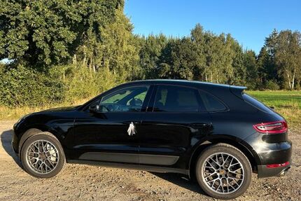 Porsche Macan 210.000 km 24.800 € Bramsche 49565