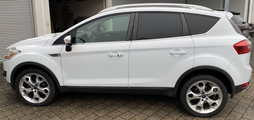 Ford Kuga 97.300 km 11.900 &euro; Wiesenthau 91369