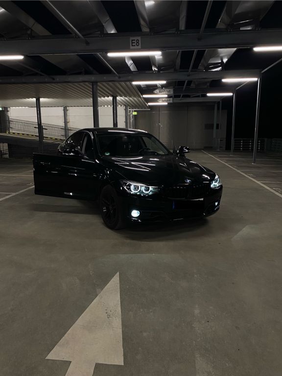 320 Gran Turismo