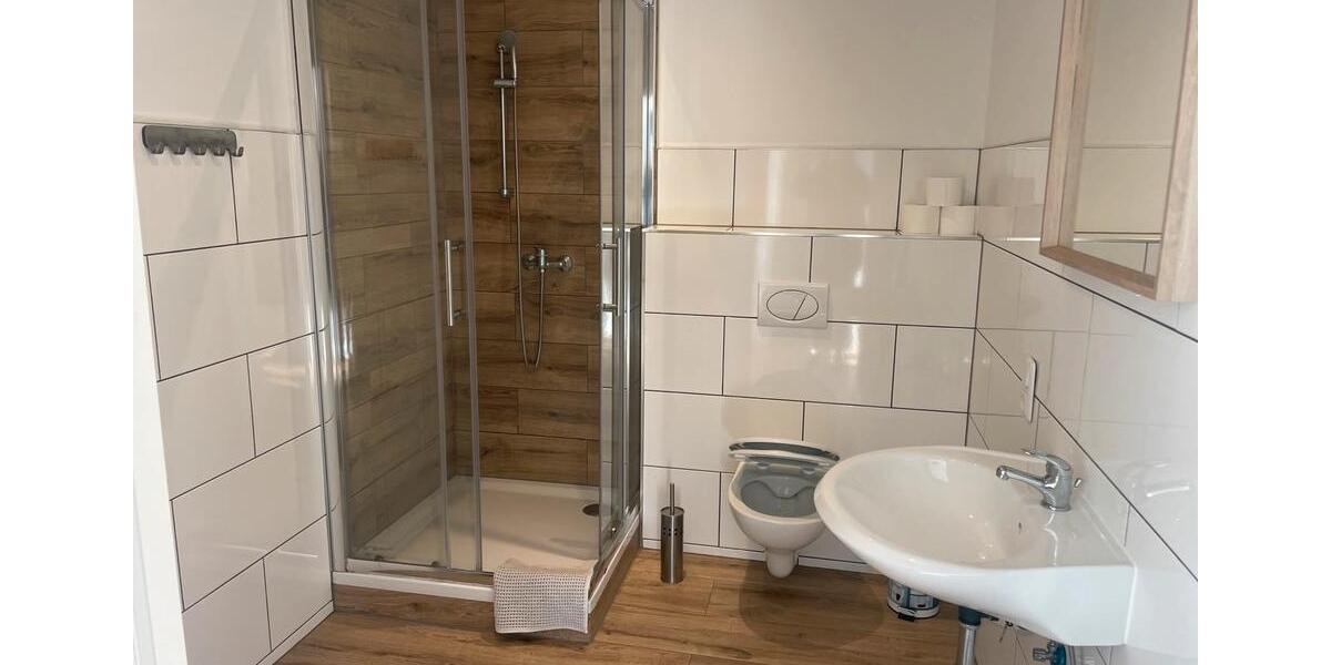 MehrfamilienhausNebengelassGarangenkomplex Süplingen zimmer