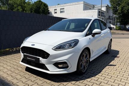 Ford Fiesta 28.215 km 13.890 &euro; Köln 50859