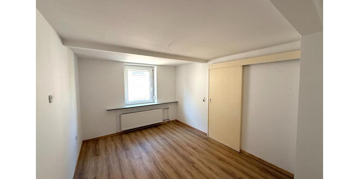 Erdgeschoßwohnung Arnsberg Obereimer - 3 Zimmer, 74 m&sup2;, 500&euro; | Angebot:26310878