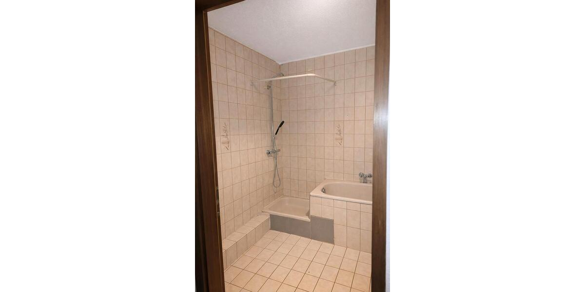 Etagenwohnung Bad Mergentheim - 3 Zimmer, 78 m&sup2;, 185.000&euro; | Angebot:26794852