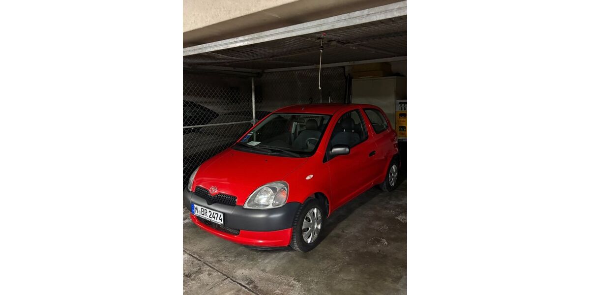 Toyota Yaris 158.000 km 1.400 &euro; München 81243
