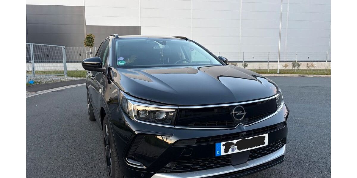 Opel Grandland (X) 51.760 km 21.500 € Frankfurt 60529