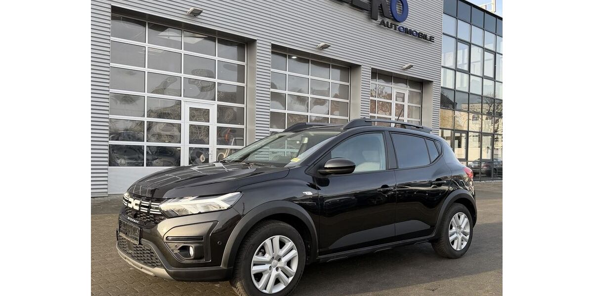 Dacia Sandero 8.700 km 18.990 &euro; Berlin-Lichtenberg 10365