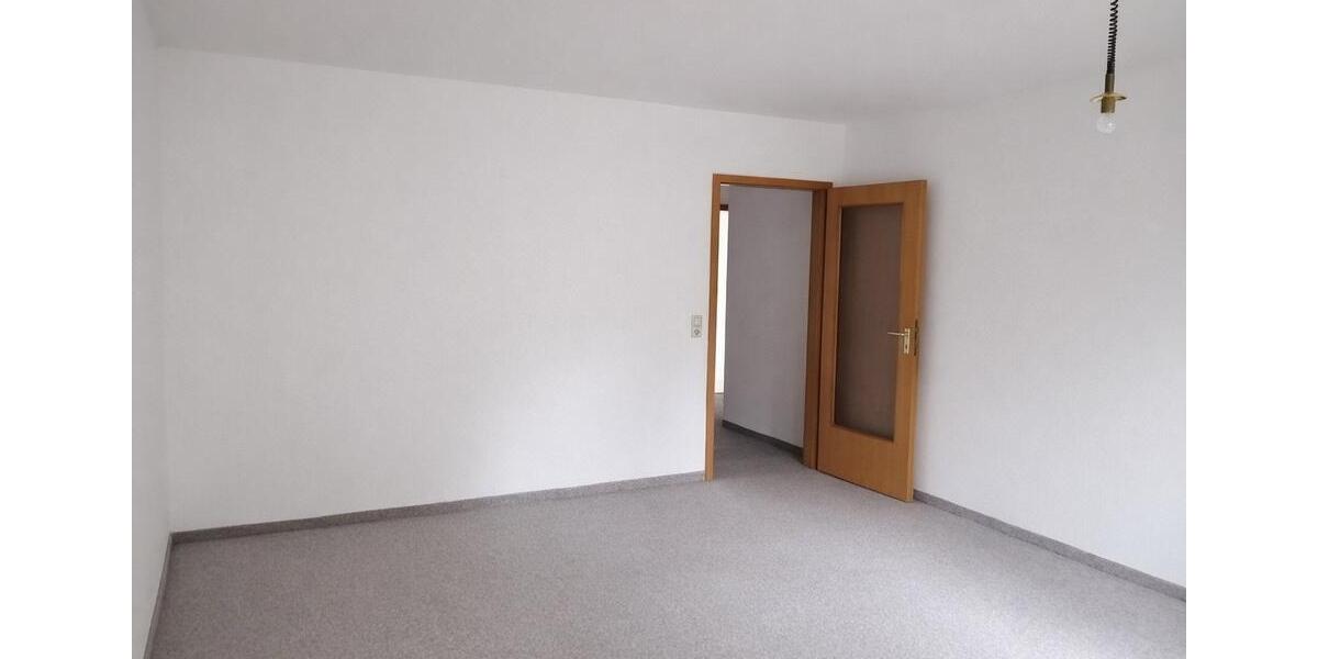 Etagenwohnung Freiberg - 2 Zimmer, 65 m&sup2;, 79.900&euro; | Angebot:26828051