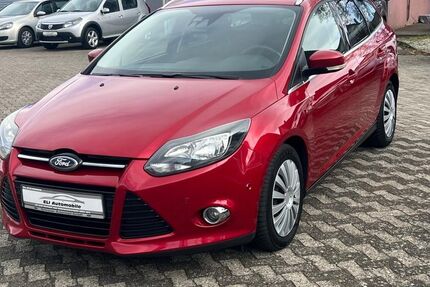 Ford Focus 330.000 km 2.950 &euro; Paderborn 33102