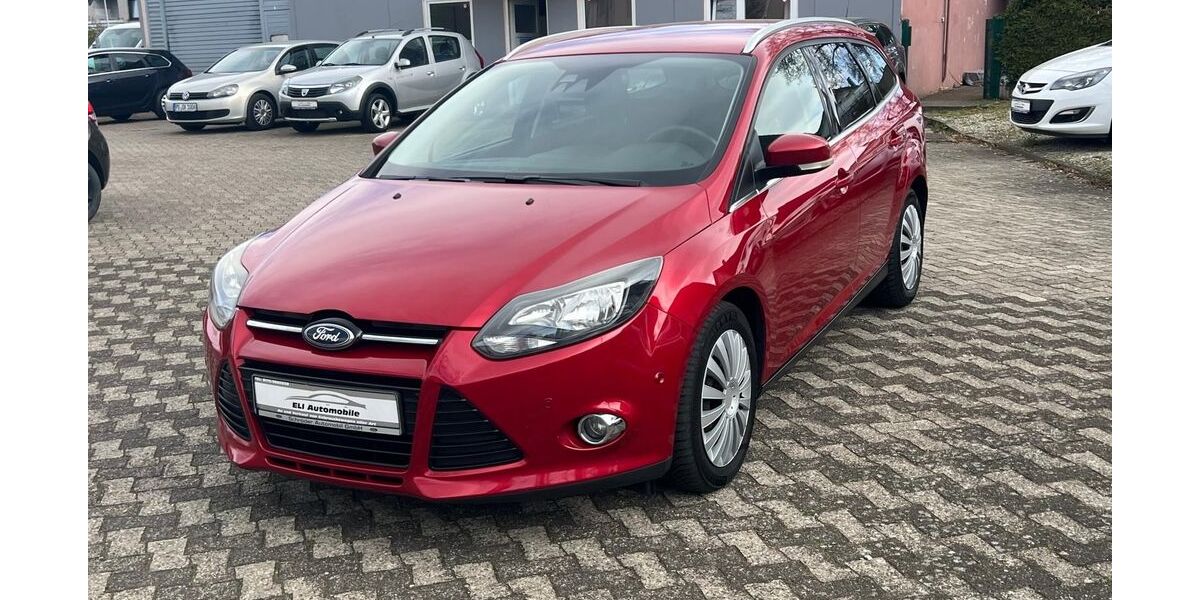 Ford Focus 330.000 km 2.950 &euro; Paderborn 33102