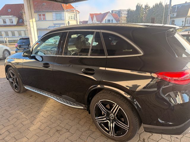 Mercedes-Benz GLC 220 22.500 km 59.800 &euro; Bielefeld 33699