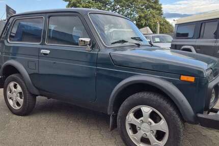 Lada Niva 75.000 km 6.900 &euro; Mainz-Kostheim 55246