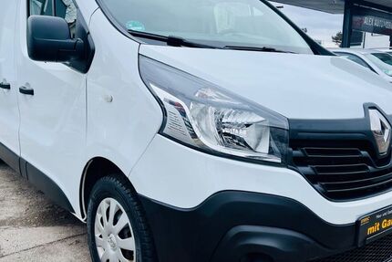 Renault Trafic 72.000 km 12.750 &euro; München 81825