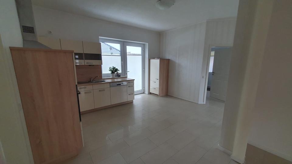 Bungalow Dörpen - 3 Zimmer, 93 m&sup2;, 780&euro; | Angebot:26397925