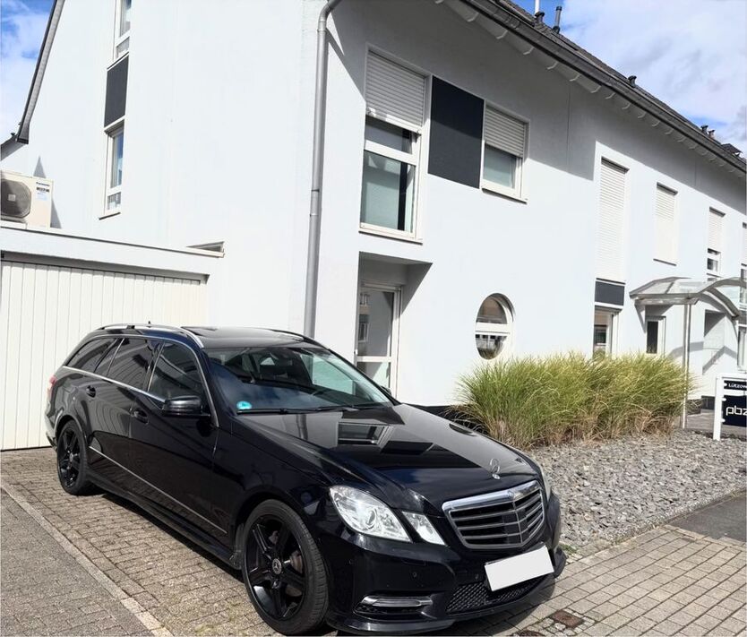 E 250