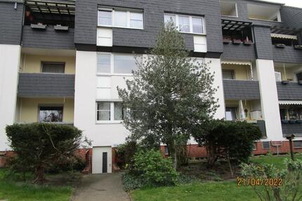 Freundliche, helle, ruhige, 4-Zimmerwohnung, Balkon, Keller, PKW