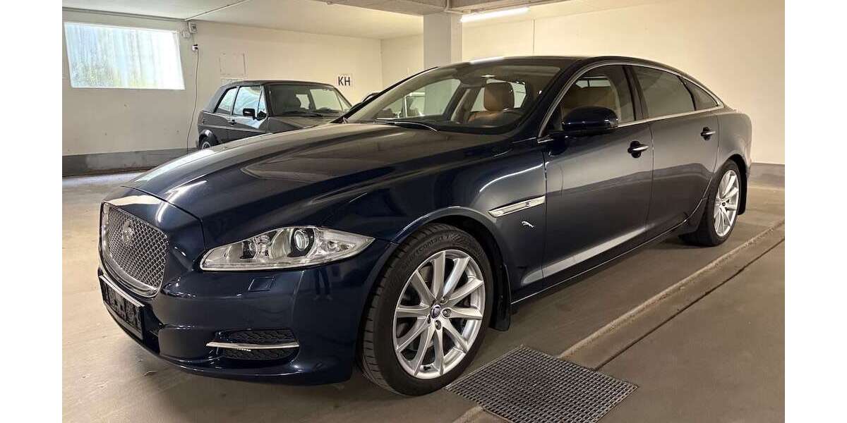 Jaguar XJ 54.445 km 36.950 &euro; München 81669