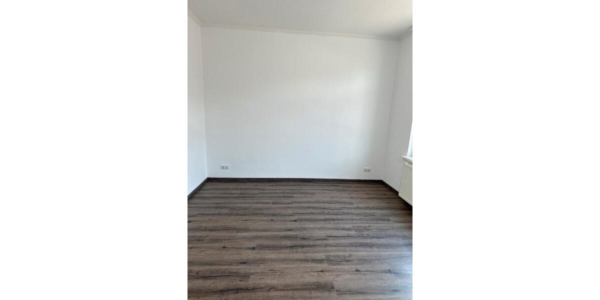 Etagenwohnung Delmenhorst Deichhorst - 4 Zimmer, 150 m&sup2;, 1.165&euro; | Angebot:25415059