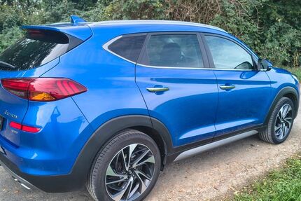 Hyundai TUCSON 99.982 km 16.900 &euro; Borchen 33178