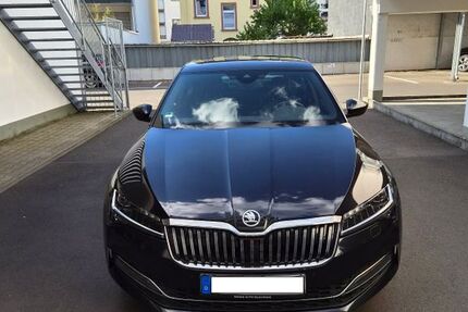 Skoda Superb 84.000 km 26.300 &euro; Aschaffenburg 63739