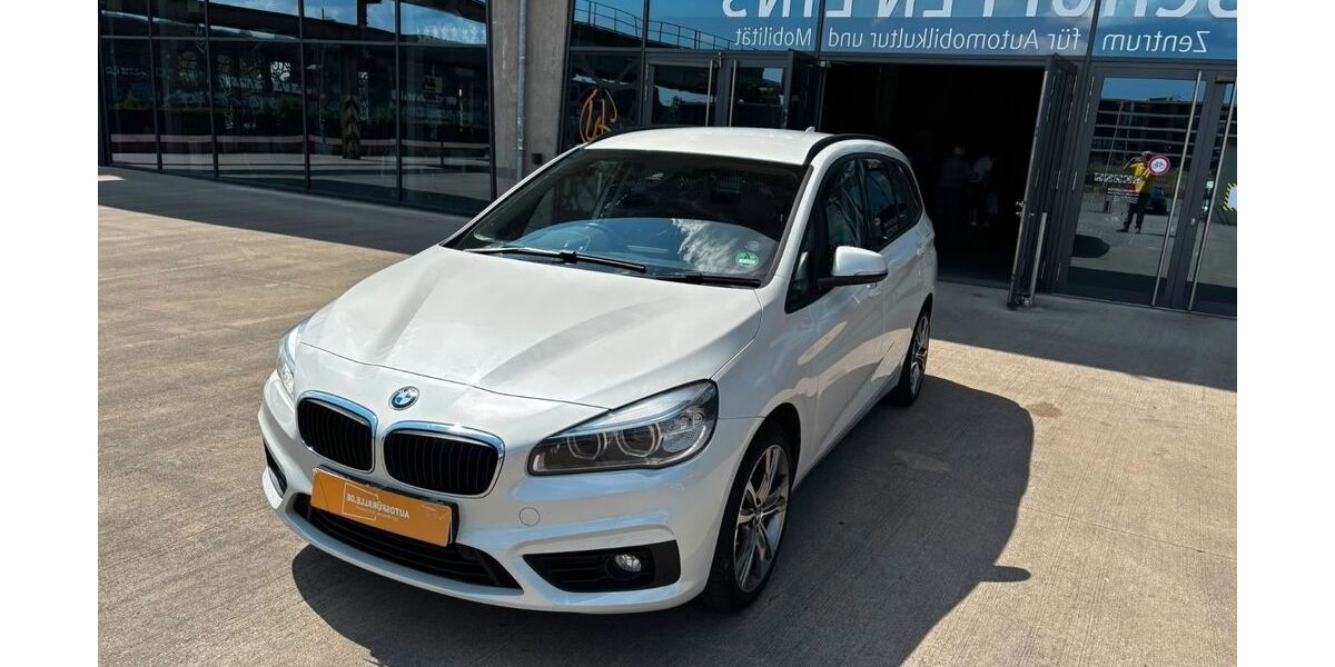 BMW 218 126.000 km 12.999 &euro; Bremen 28217
