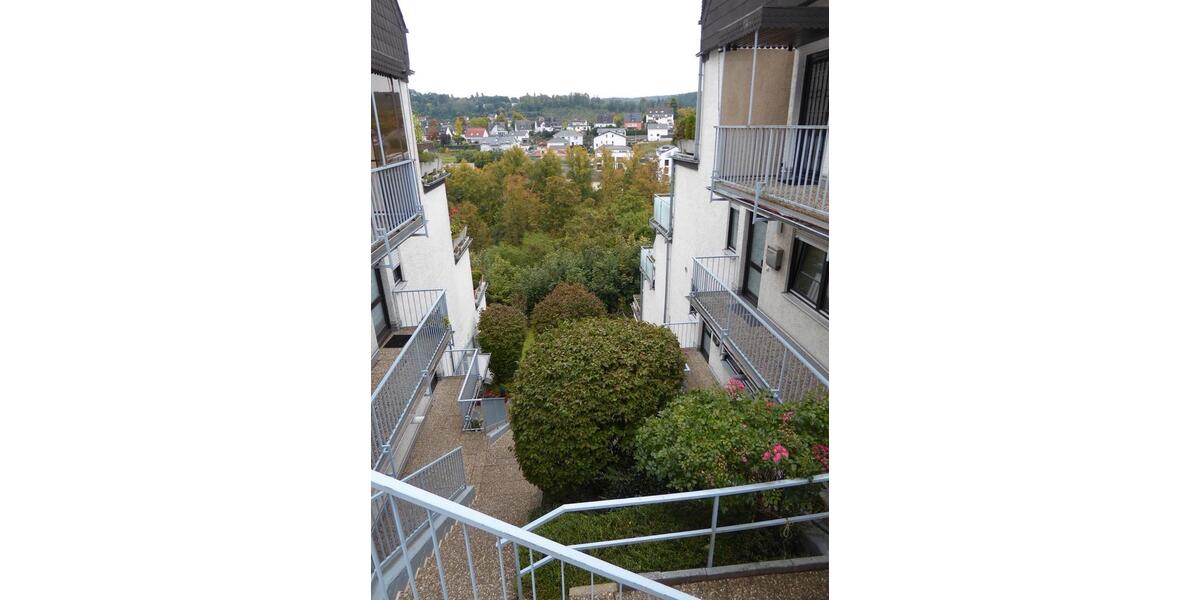 Haus im Haus - tolle 4-Zimmer Wohnung inkl. EBK, Garten, uvm. zimmer