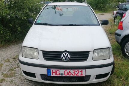 VW Polo 90.000 km 2.600 &euro; friedrichsdorf 61381