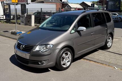 VW Touran 230.000 km 4.280 &euro; Duisburg 47226