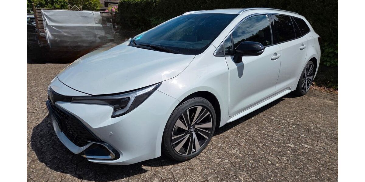 Toyota Corolla 9.115 km 31.700 &euro; Peine 31228