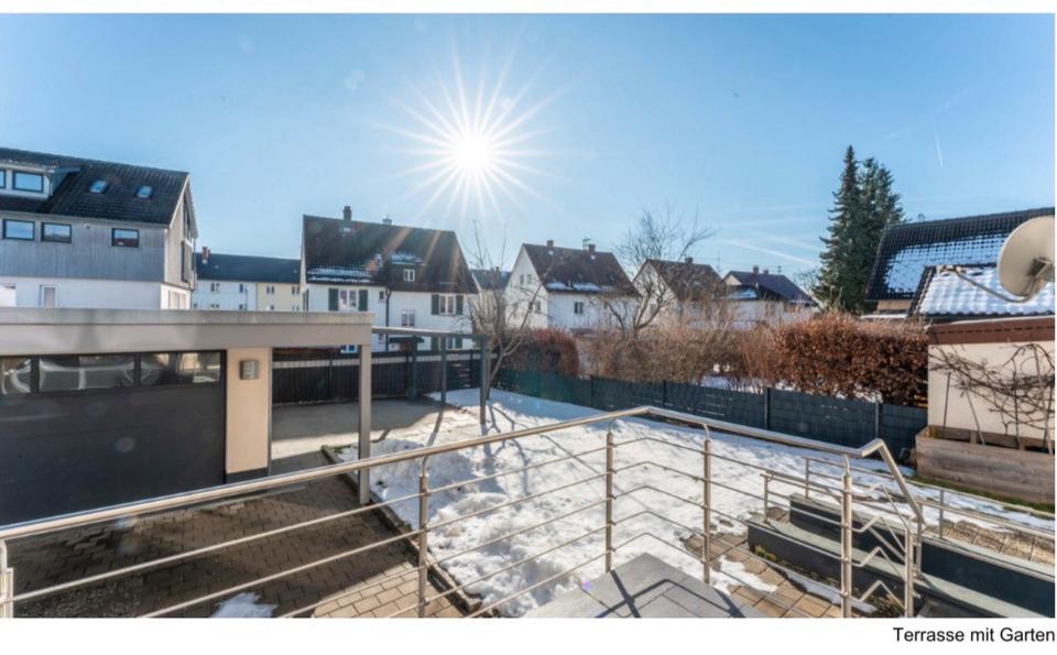 Einfamilienhaus Villingen-Schwenningen Schwenningen - 7 Zimmer, 160 m&sup2;, 1.800&euro; | Angebot:26061726