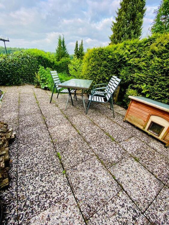 Ein ganzes Haus mit Garten zur Miete einer Wohnung! Vermietung.