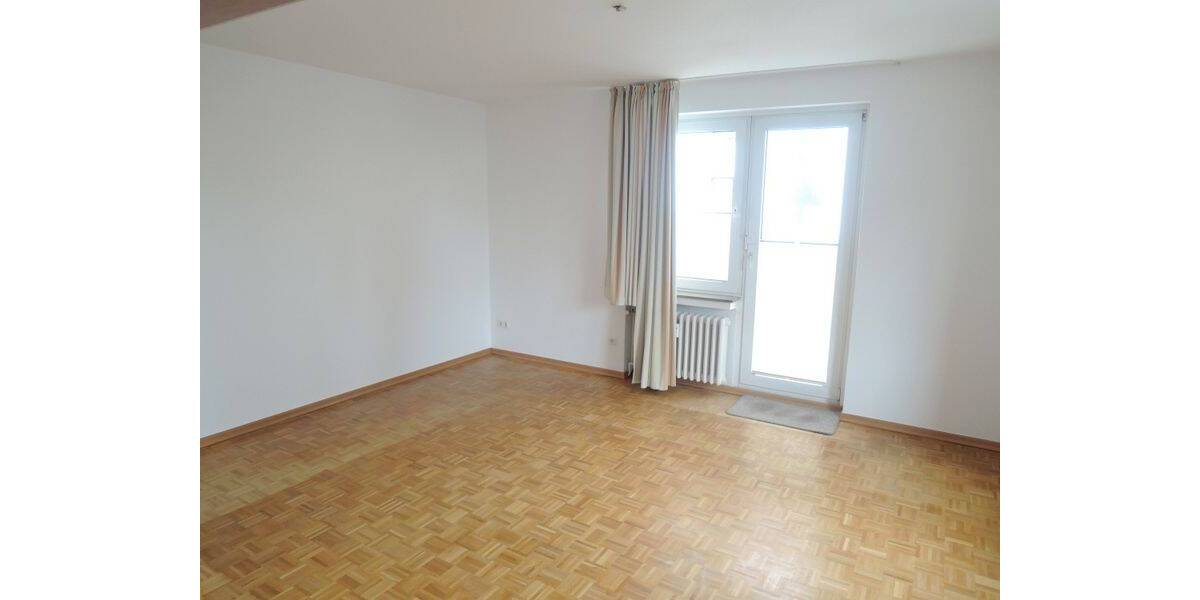 Etagenwohnung Northeim - 4 Zimmer, 98 m&sup2;, 600&euro; | Angebot:26346953